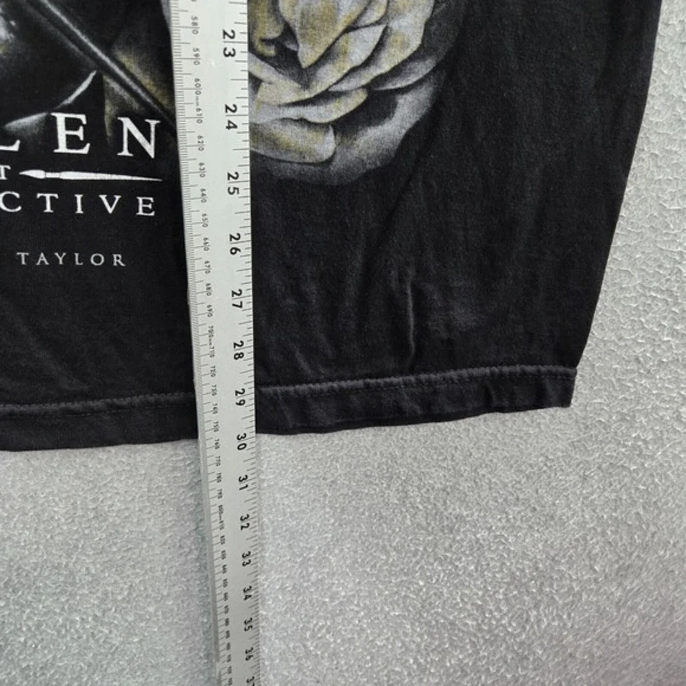 Sullen Men Shirt XL Black Dominick‎ Taylor Badge Series Arrow to the Heart Art